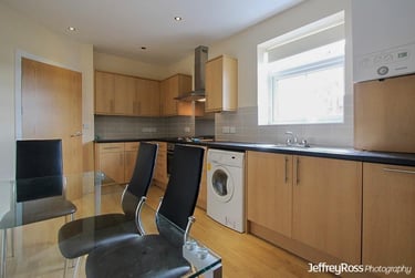 7 bed house, Richmond Road, Plasnewydd, Cardiff, CF243BT - Image 3